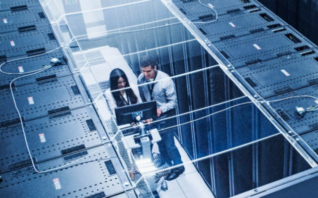 servers-data center-immersion cooling-sustainable-energy consumption