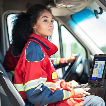 File Name: rb14250-gettyimages-1427662393.psd Title: Dell Pro Rugged Laptop rb14250 Description: EMS worker using Dell Pro Rugged Laptop model rb14250. Asset Status: Active Ready-to-Ship (RTS) Date: October 08,2024 16:38:00 Usage Rights: Unlimited Usage Rights